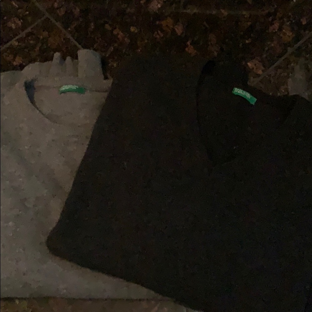 Two wool United Colors of Benetton sweaters
